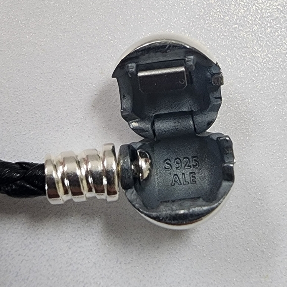 Pandora Moments Double Black Leather BraceletSterling silver - Picture 8 of 10